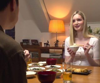 Đi làm ở xưởng phim sex bị cưỡng hiếp